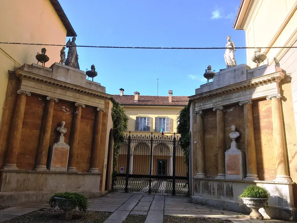Il nuovo direttore del carcere di Pavia si presenta al prefetto De Carlini