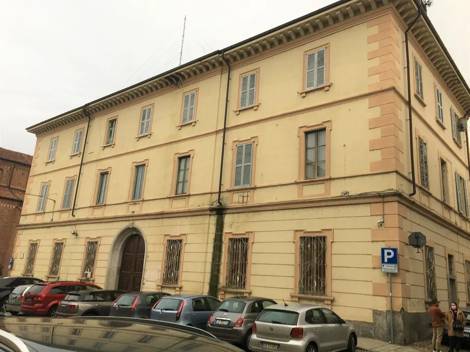 Pavia, nove marescialli allievi dei Carabinieri in formazione al comando provinciale