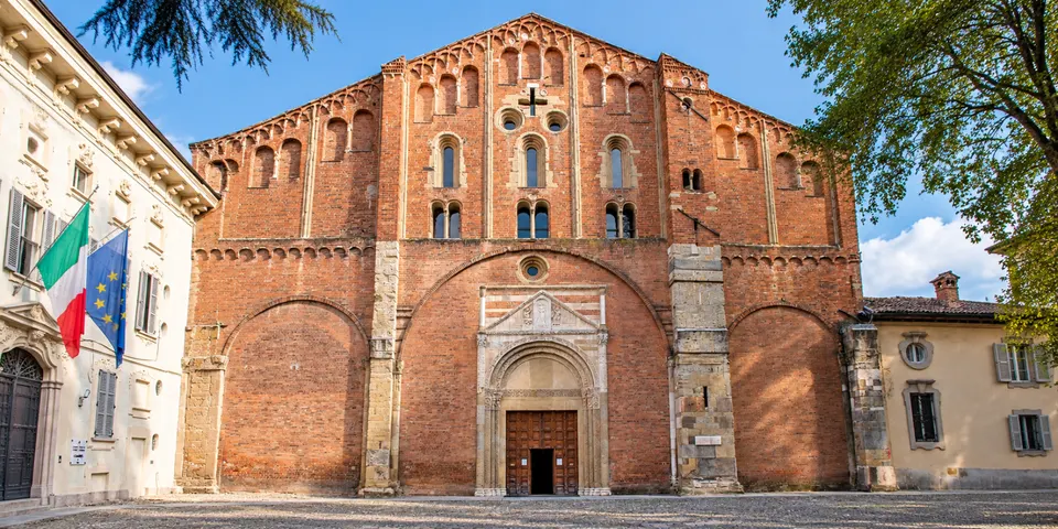 Pavia, domenica 11 ottobre passeggiata guidata "Pavia a passo d'uomo"