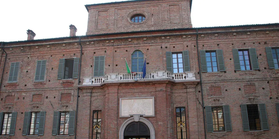 Pavia, al Collegio Cairoli la mostra "Gli Innocenti Stregoni" dedicata a Wajda