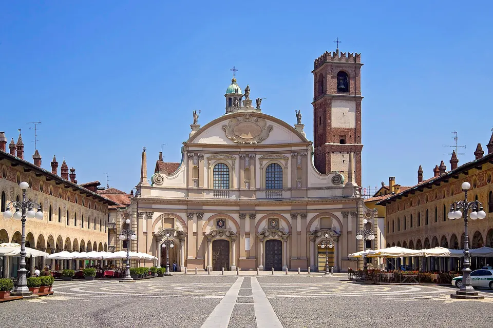 Piazza Ducale