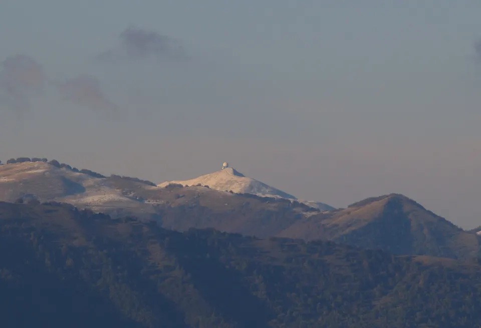 Il Monte Lesima, il monte più alto dell'Oltrepò pavese e della provincia di Pavia. Il Monte Lesima.