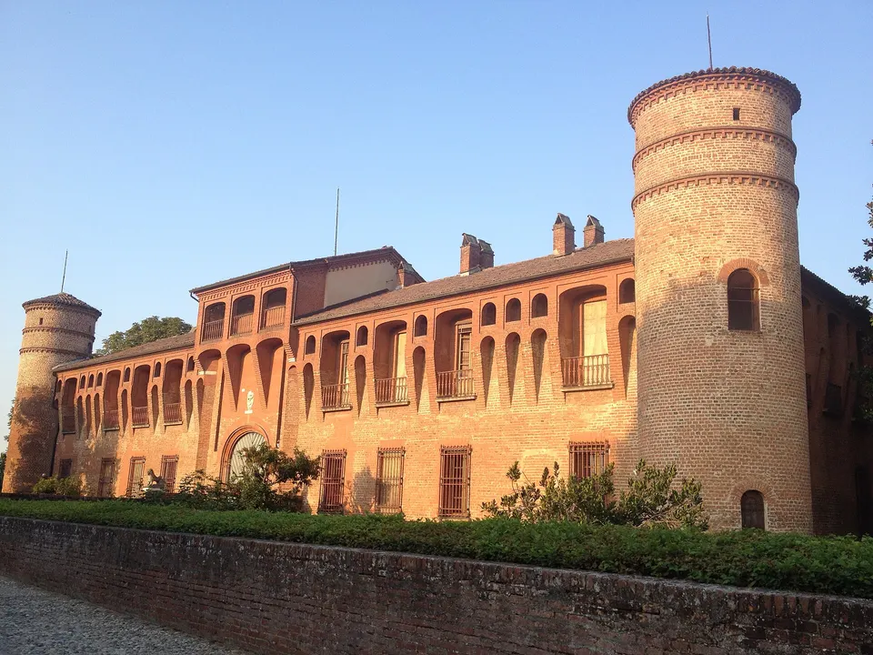 Il Castello di Frascarolo in Provincia di Pavia